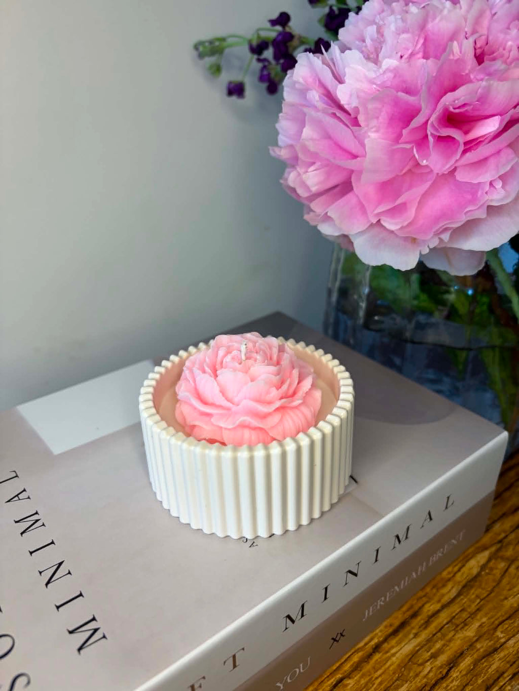 The Peony candle