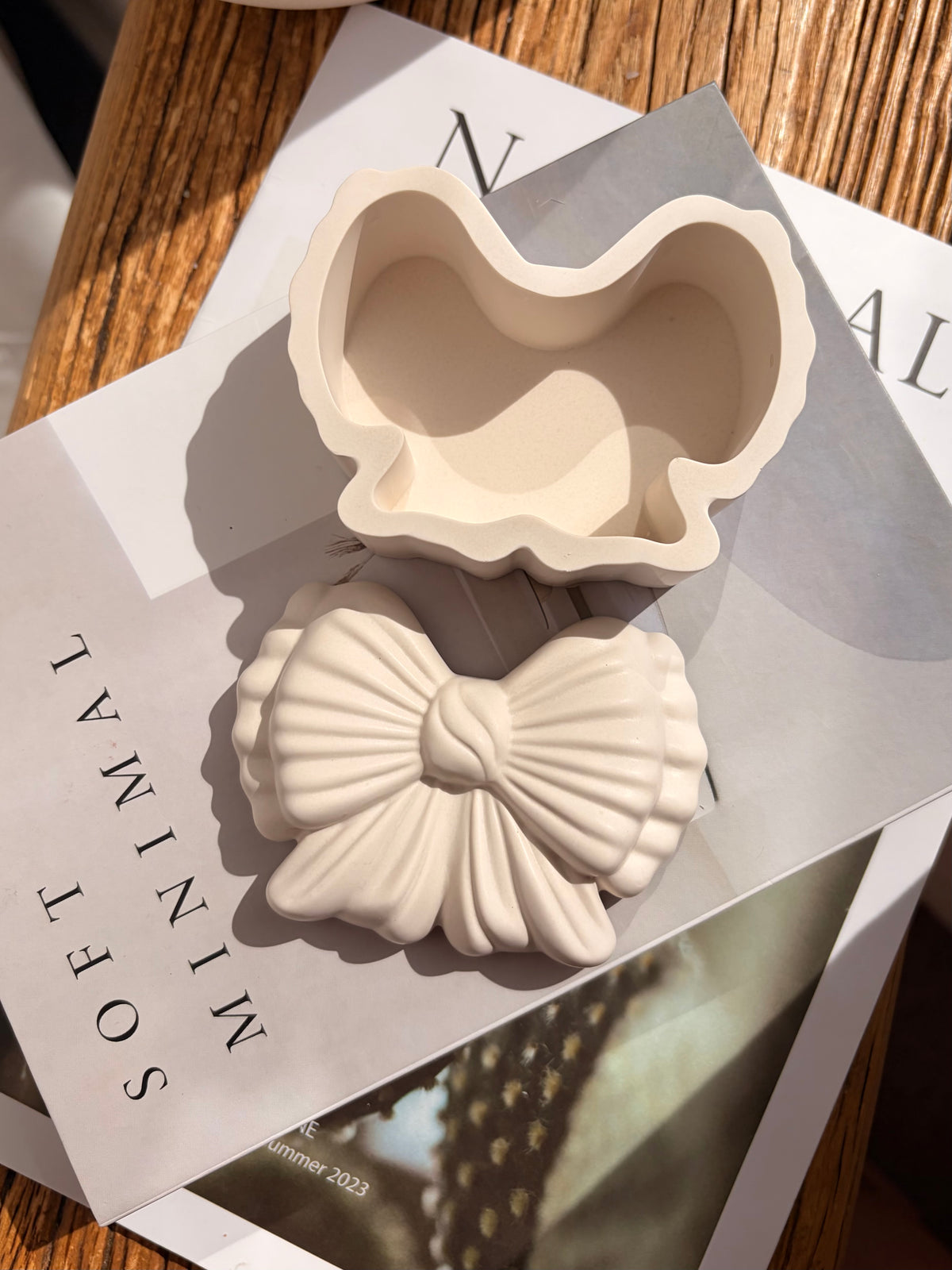 The Ribbon Bow Trinket