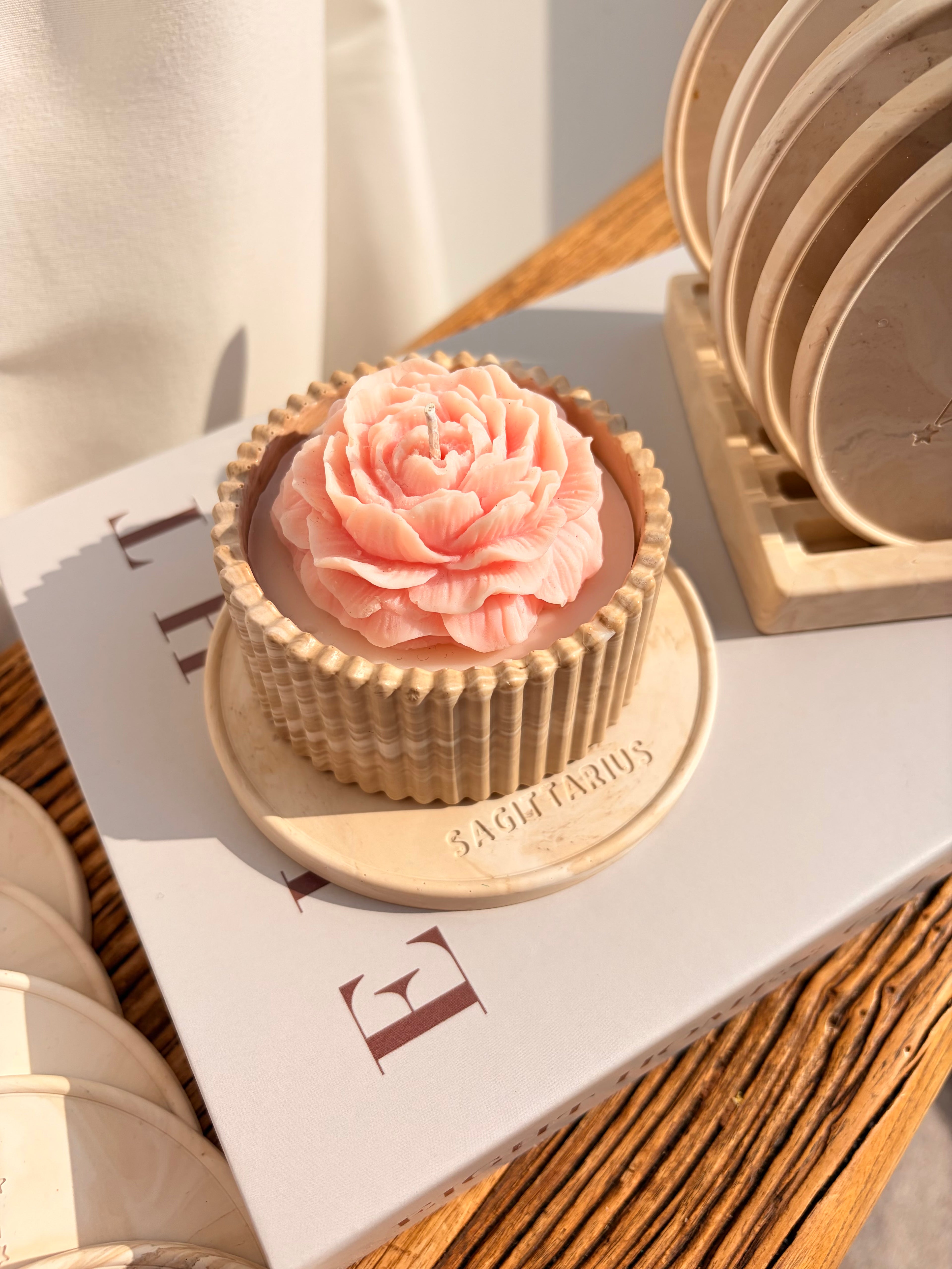The Peony candle