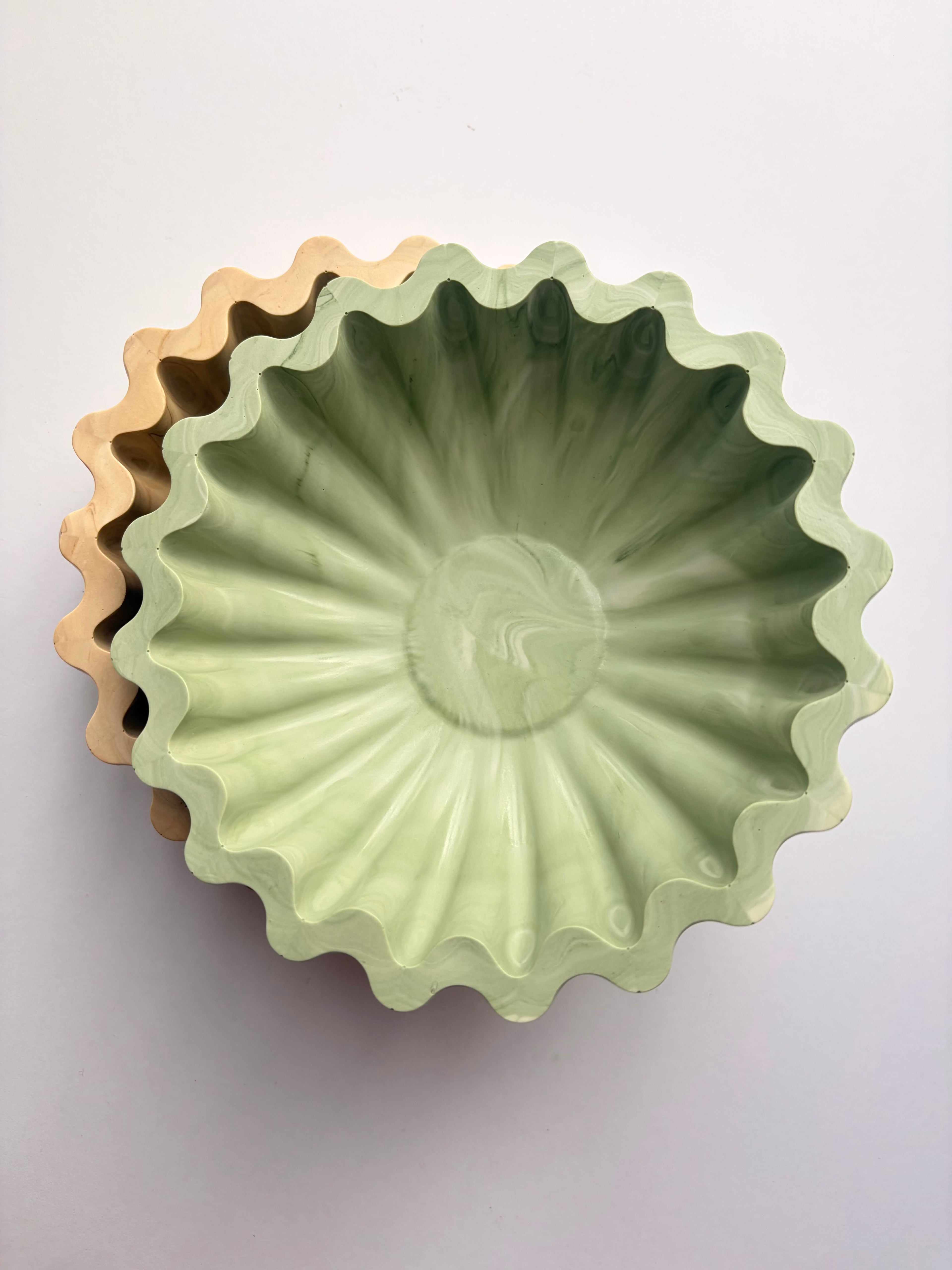 The Wavy Bowl