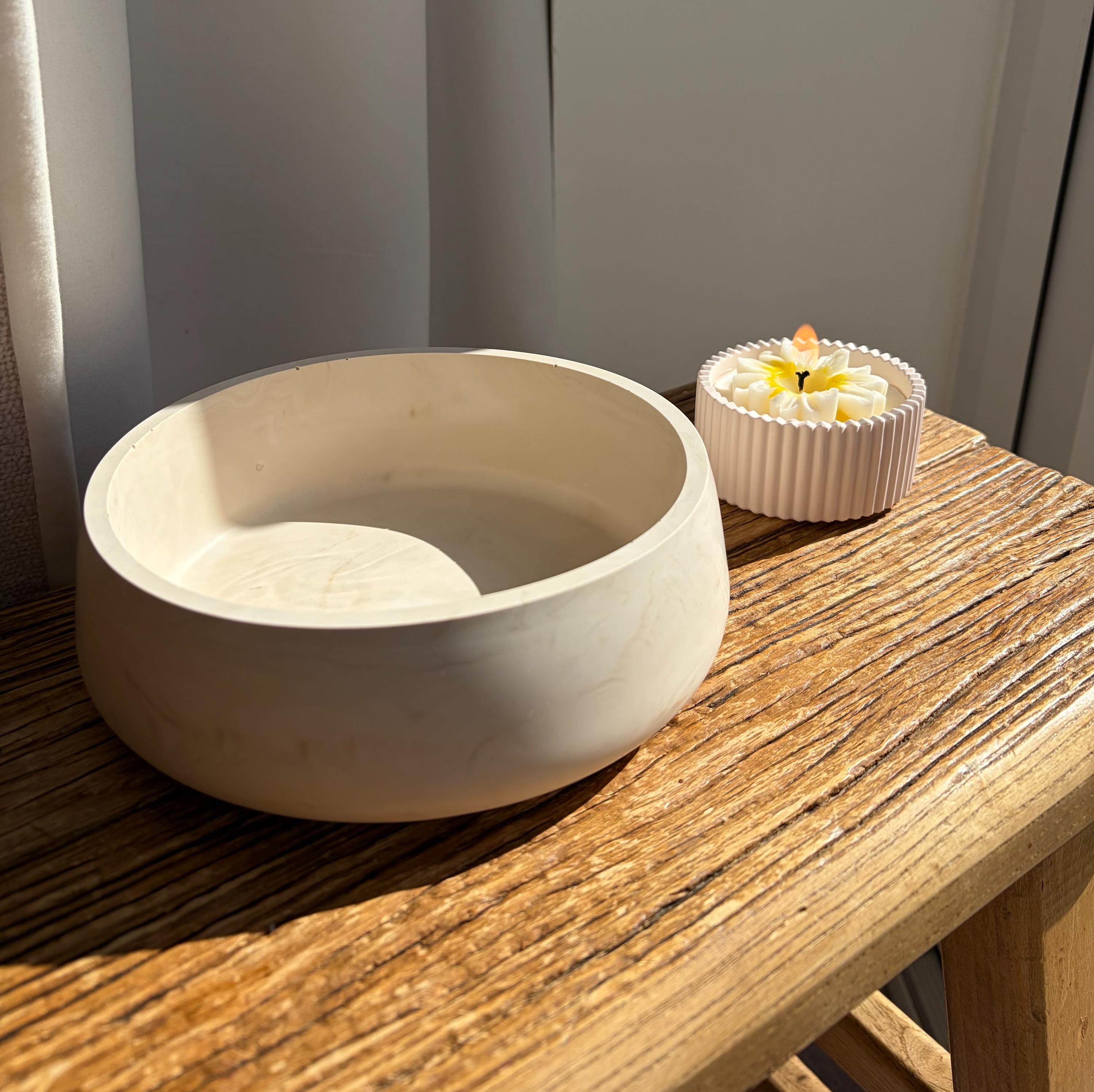 The Decorative Bowl
