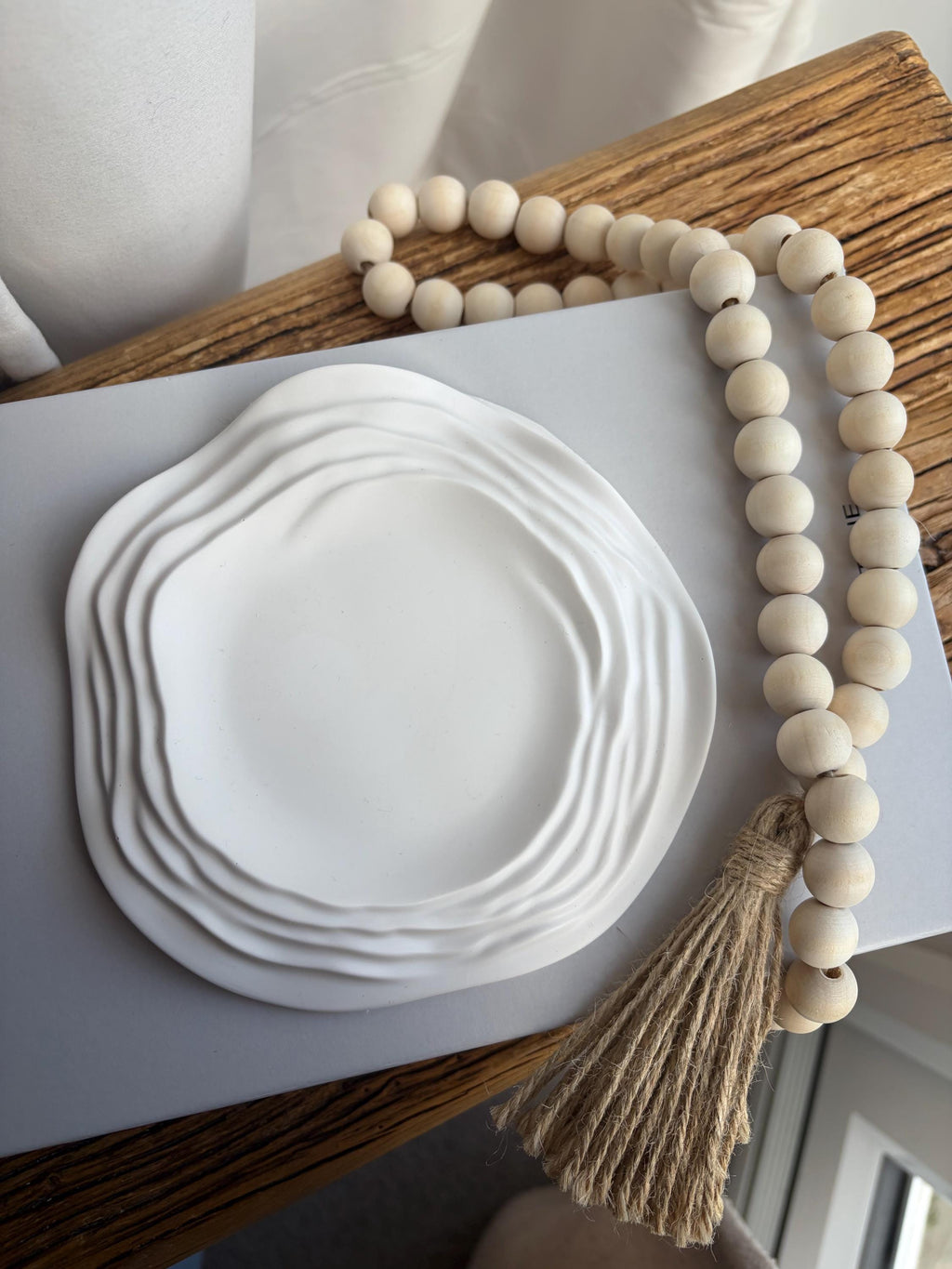 The Ruffled Scalloped Edge Candle Plate
