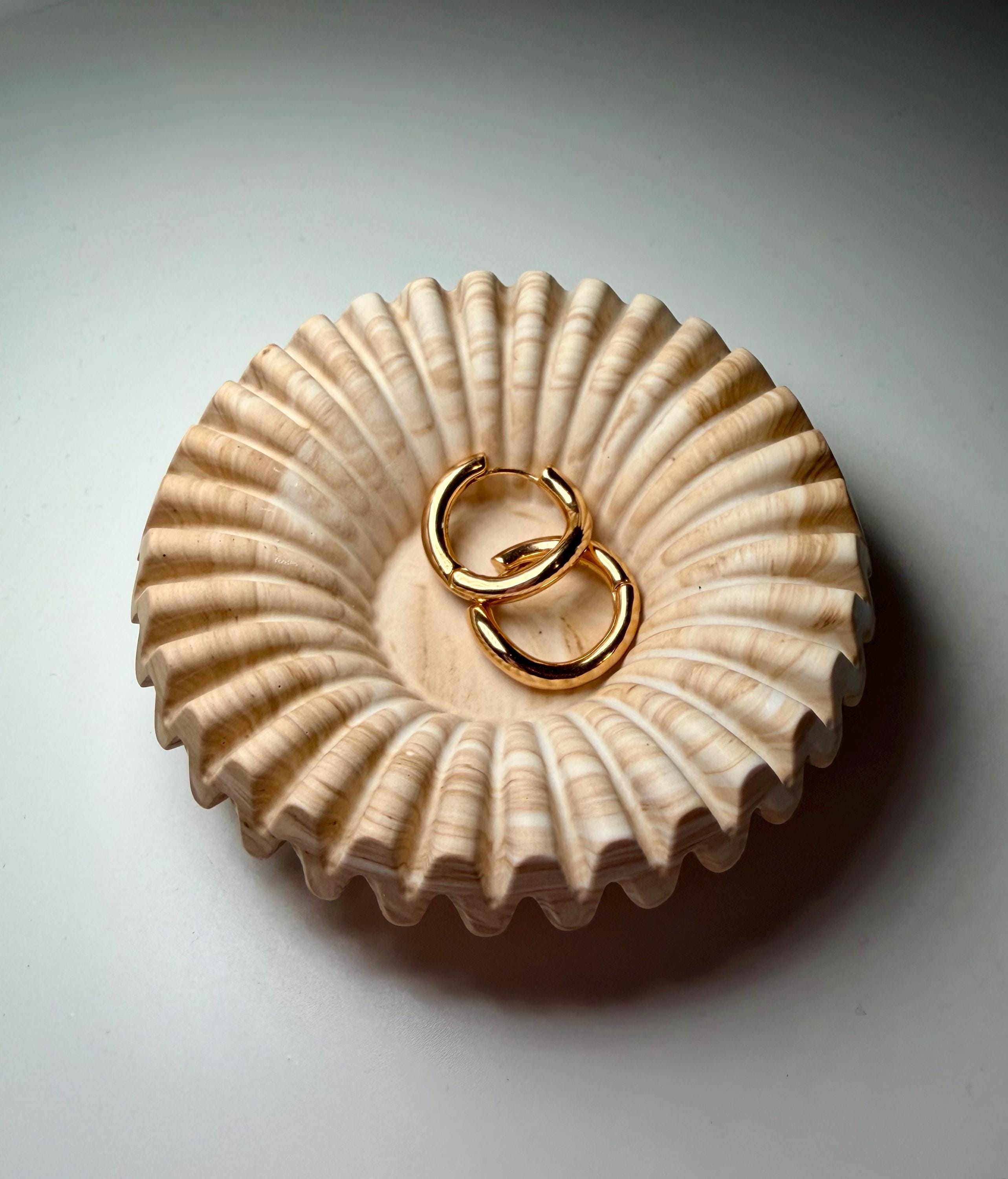 The Ruffled Trinket