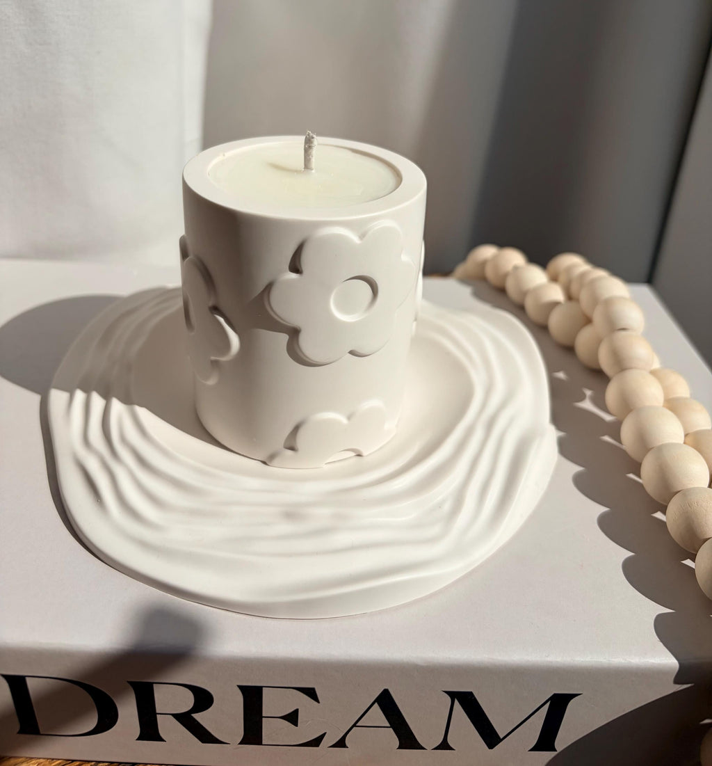 The Flower Candle