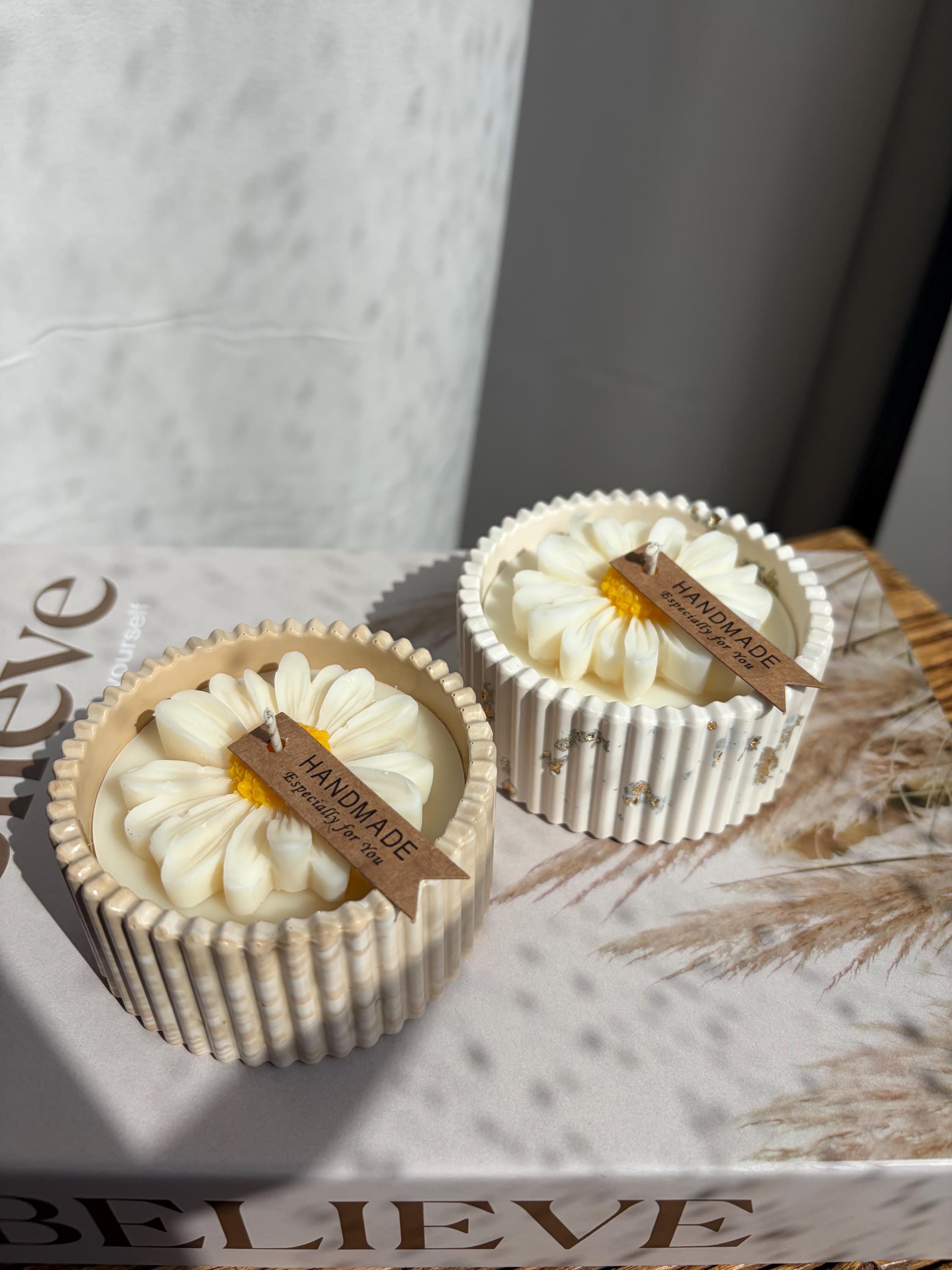 The Daisy Candles