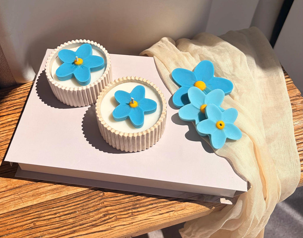 The Forget Me Not Candle